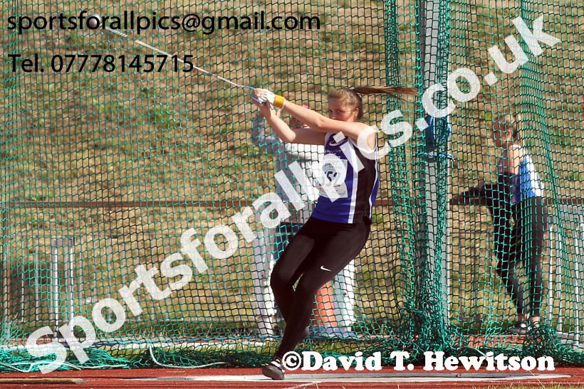 Womens under-17s hammer, 2018 Northern Under-17s/U-15s/U-13s Champs., Wavertree Athletics Centre, Liverpool. Photo: David T. Hewitson/Sports for All Pics